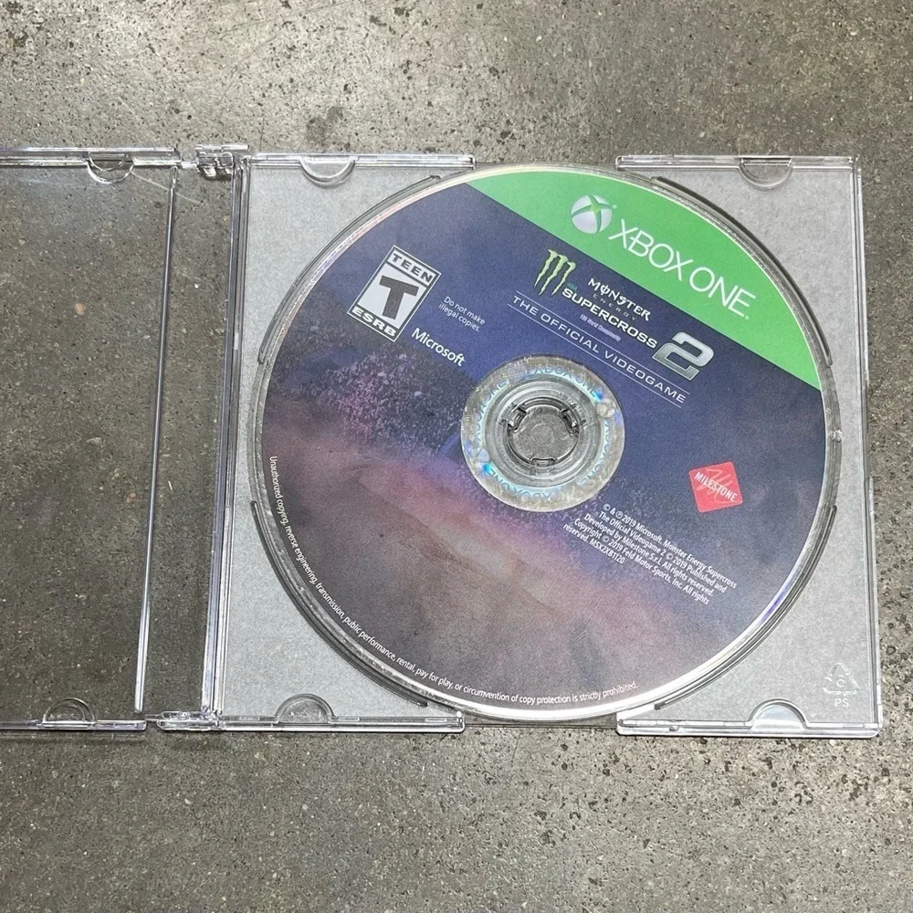 Monster Energy Supercross 2 - Microsoft Xbox One